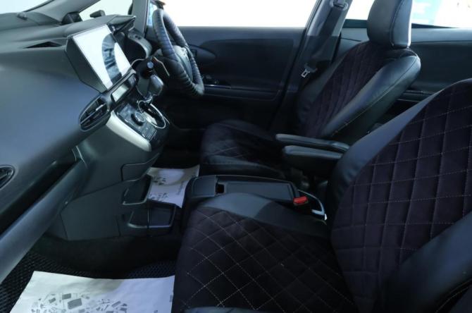 Toyota Wish II Рестайлинг с пробегом 2014 года, цена 1 279 000 рублей, 234086 км, минивэн, Автокод Объявления