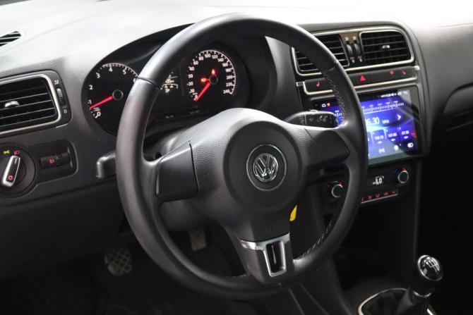 Volkswagen Polo V с пробегом 2014 года, цена 749 000 рублей, 143000 км, седан, Автокод Объявления
