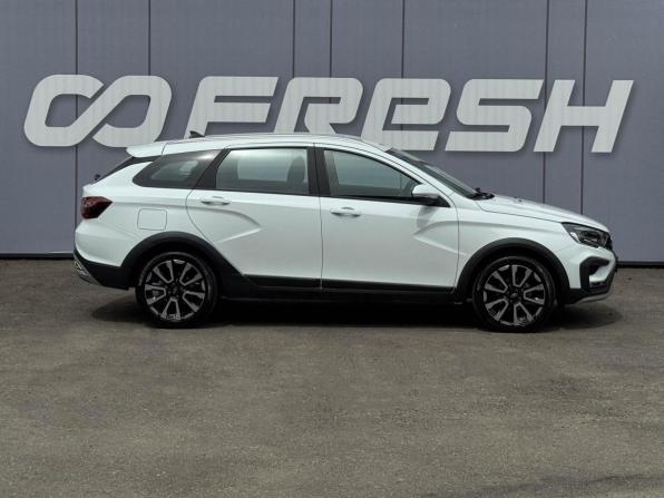 Lada (ВАЗ) Vesta I Рестайлинг (NG) с пробегом 2024 года, цена 1 879 000 рублей, 8806 км, универсал, Автокод Объявления