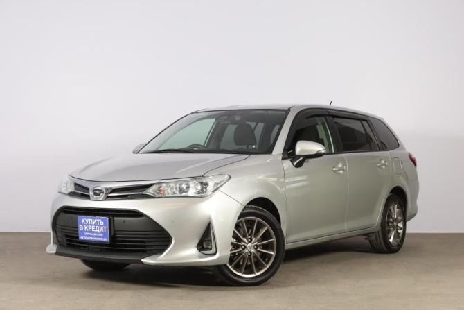 Toyota Corolla XI (E160 E170) Рестайлинг 2 с пробегом 2018 года, цена 1 599 000 рублей, 116000 км, универсал, Автокод Объявления