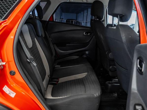 Renault Kaptur I с пробегом 2016 года, цена 1 221 000 рублей, 133563 км, внедорожник, Автокод Объявления
