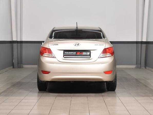 Hyundai Solaris I с пробегом 2013 года, цена 789 995 рублей, 158280 км, седан, Автокод Объявления