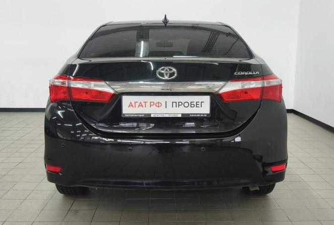 Toyota Corolla XI (E160 E170 E180) Рестайлинг 1 с пробегом 2018 года, цена 1 640 000 рублей, 110066 км, седан, Автокод Объявления