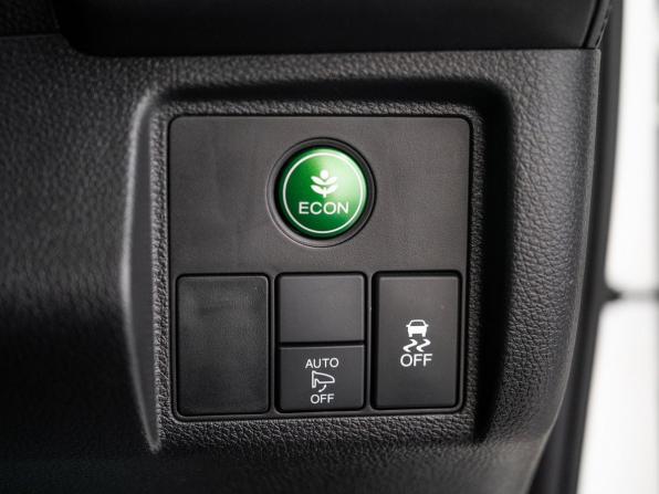 Honda Vezel I с пробегом 2016 года, цена 1 500 500 рублей, 150328 км, внедорожник, Автокод Объявления