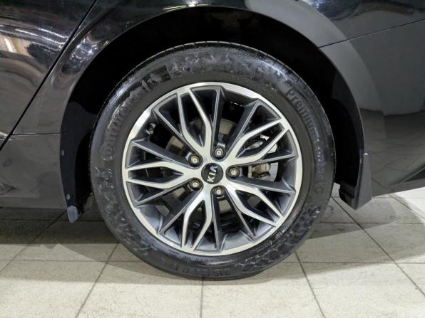 Kia K5 III с пробегом 2021 года, цена 2 700 000 рублей, 26158 км, седан, Автокод Объявления