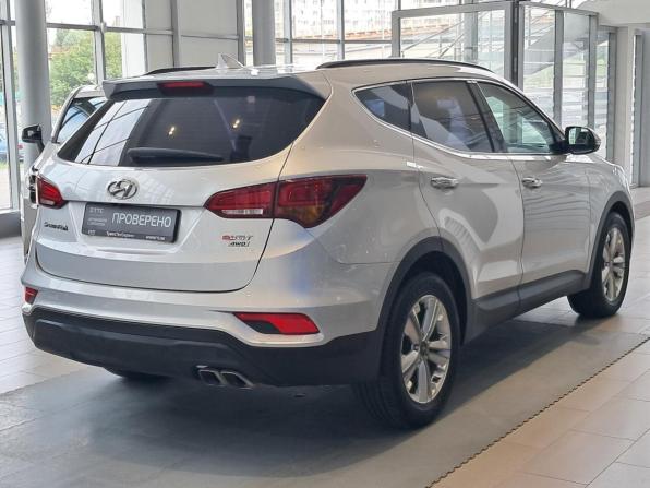Hyundai Santa Fe III Рестайлинг с пробегом 2016 года, цена 2 279 000 рублей, 140700 км, внедорожник, Автокод Объявления
