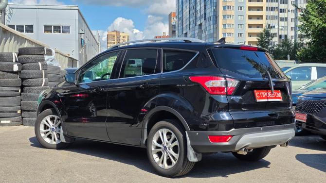 Ford Kuga II Рестайлинг с пробегом 2017 года, цена 1 699 000 рублей, 157000 км, внедорожник, Автокод Объявления