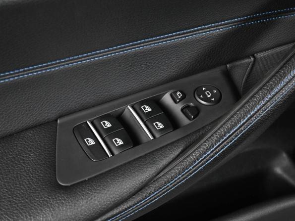 BMW 5 серии VII (G30/G31/G38) Рестайлинг с пробегом 2021 года, цена 4 329 000 рублей, 159984 км, седан, Автокод Объявления
