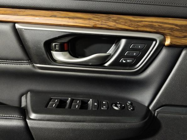 Honda CR-V V с пробегом 2018 года, цена 2 595 000 рублей, 160585 км, внедорожник, Автокод Объявления