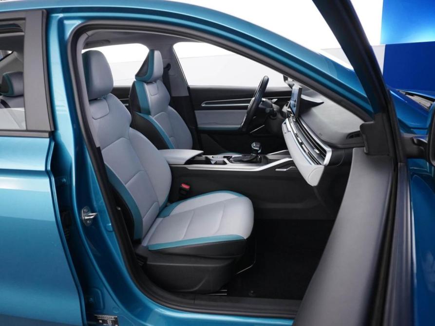 Geely Emgrand II Москва  - изображение 8
