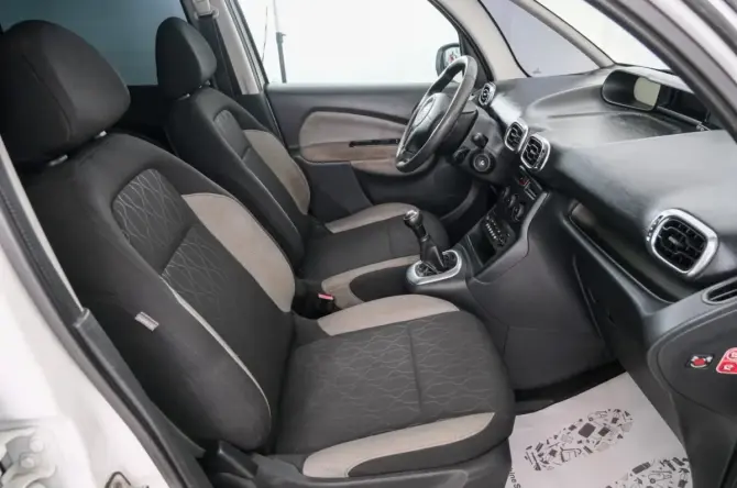 Citroen C3 Picasso I Рестайлинг с пробегом 2013 года, цена 869 000 рублей, 88000 км, компактвэн, Автокод Объявления