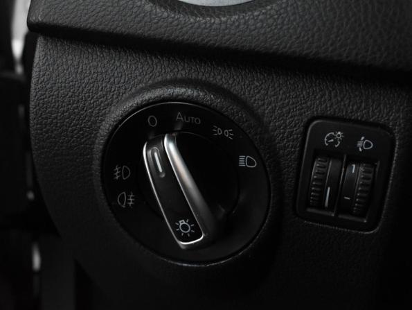 Volkswagen Tiguan I Рестайлинг с пробегом 2011 года, цена 999 000 рублей, 284297 км, внедорожник, Автокод Объявления