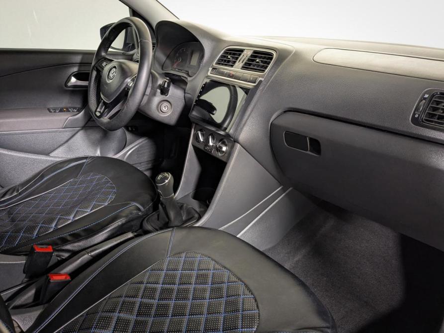 Volkswagen Polo V Рестайлинг Екатеринбург  - изображение 12