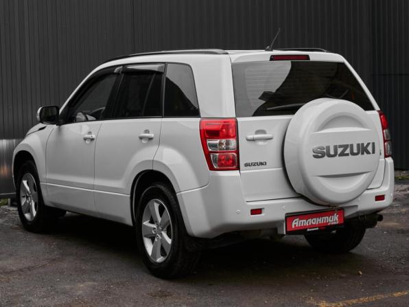 Suzuki Grand Vitara II Рестайлинг с пробегом 2010 года, цена 1 400 000 рублей, 170034 км, внедорожник, Автокод Объявления