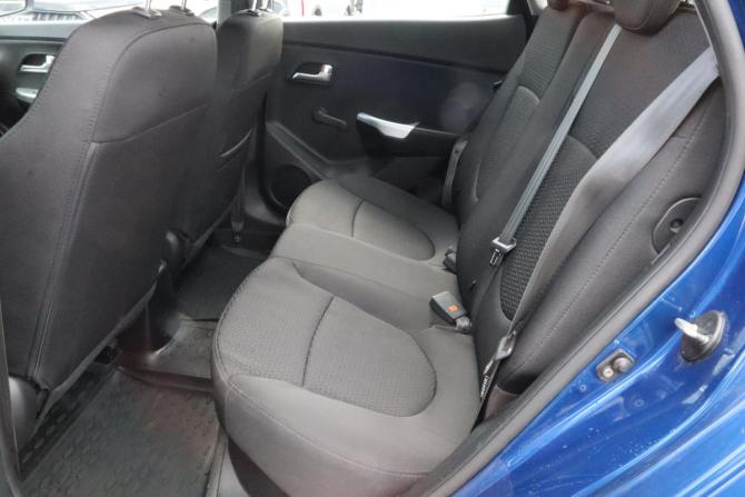 Kia Rio III с пробегом 2012 года, цена 599 000 рублей, 123000 км, хэтчбек, Автокод Объявления