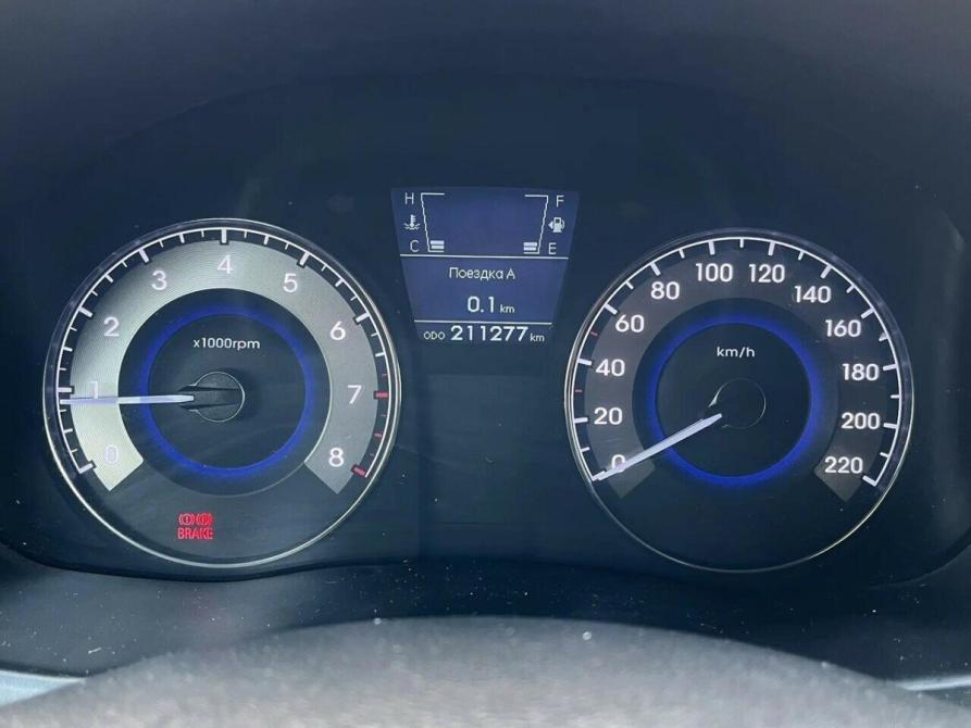 Hyundai Solaris I Буинск  - изображение 10