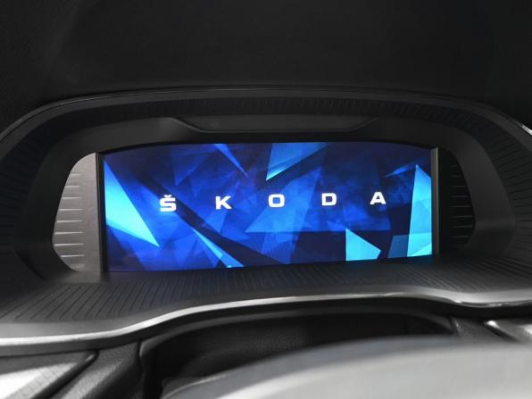 Skoda Octavia IV (A8) с пробегом 2021 года, цена 2 175 000 рублей, 84821 км, лифтбек, Автокод Объявления