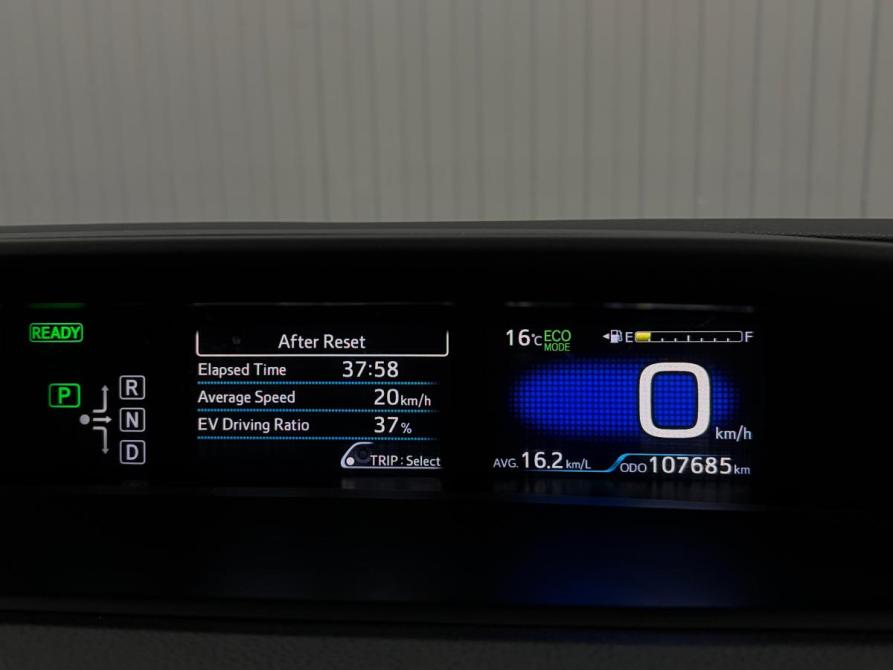Toyota Prius IV (XW50) Краснодар  - изображение 10