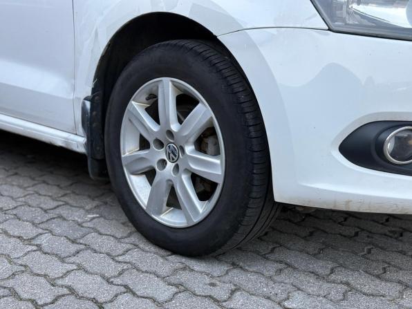 Volkswagen Polo V с пробегом 2013 года, цена 594 000 рублей, 203795 км, седан, Автокод Объявления