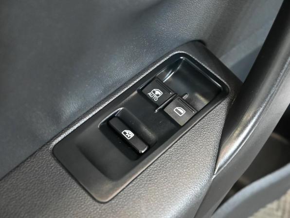 Volkswagen Polo V с пробегом 2012 года, цена 870 000 рублей, 101477 км, седан, Автокод Объявления
