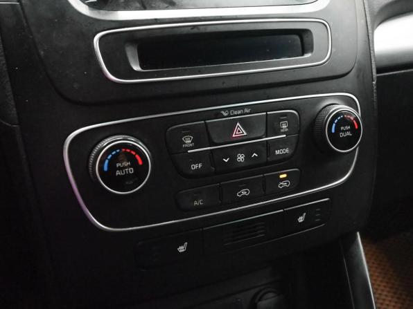 Kia Sorento II Рестайлинг с пробегом 2014 года, цена 1 700 000 рублей, 174965 км, внедорожник, Автокод Объявления