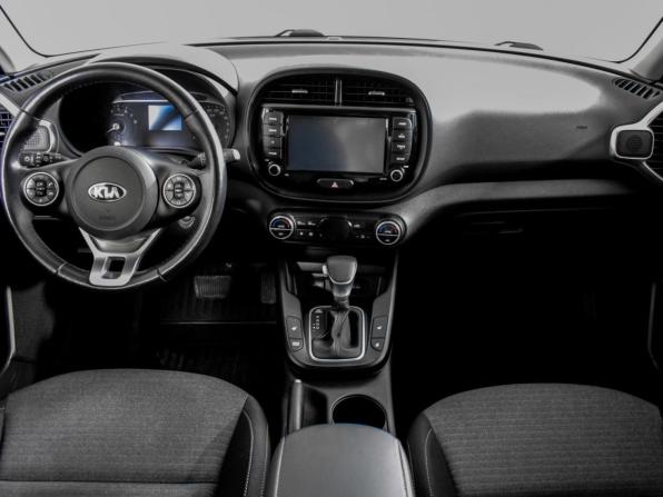 Kia Soul III с пробегом 2021 года, цена 2 075 000 рублей, 61000 км, хэтчбек, Автокод Объявления