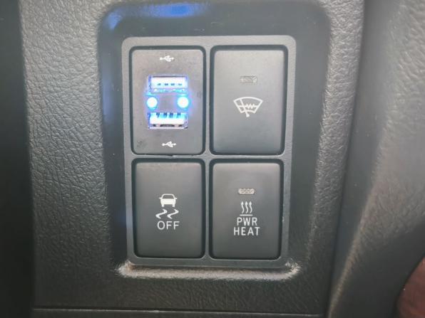 Toyota Land Cruiser Prado 150 Series Рестайлинг 1 с пробегом 2016 года, цена 3 649 000 рублей, 238335 км, внедорожник, Автокод Объявления