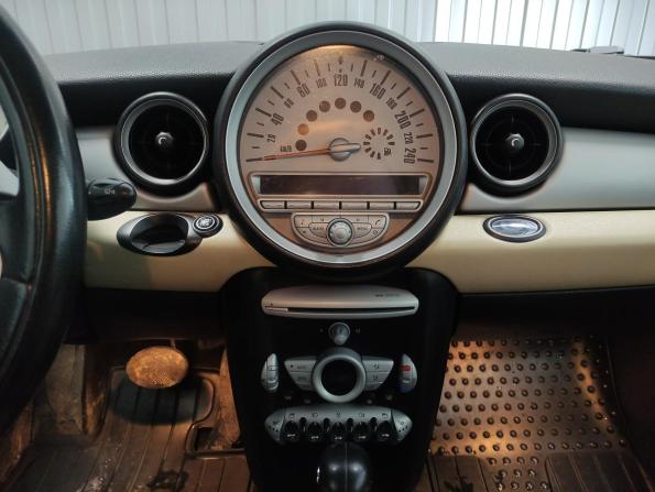 Mini Hatch II (R56) с пробегом 2008 года, цена 690 000 рублей, 101212 км, хэтчбек, Автокод Объявления