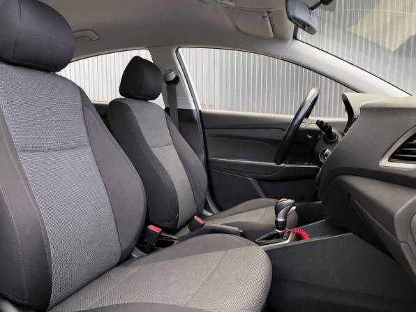 Hyundai Solaris II с пробегом 2018 года, цена 1 357 000 рублей, 86226 км, седан, Автокод Объявления
