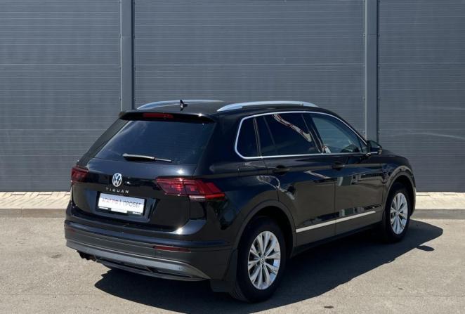 Volkswagen Tiguan II с пробегом 2017 года, цена 1 900 000 рублей, 214346 км, внедорожник, Автокод Объявления