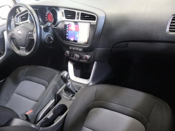 Kia Ceed II с пробегом 2013 года, цена 893 000 рублей, 113625 км, хэтчбек, Автокод Объявления
