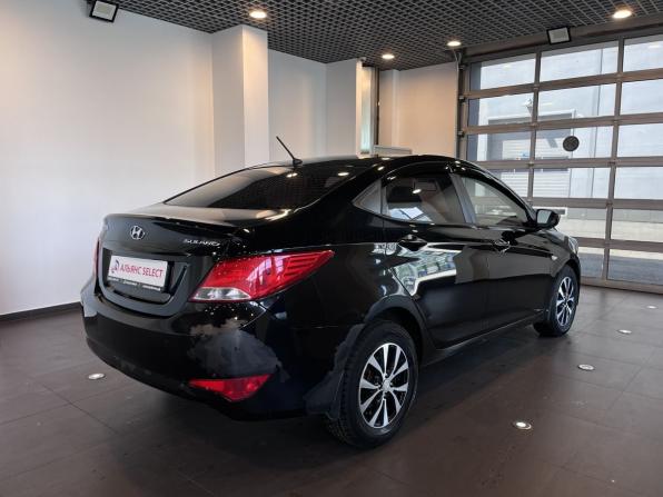 Hyundai Solaris I Рестайлинг с пробегом 2015 года, цена 1 015 000 рублей, 157900 км, седан, Автокод Объявления