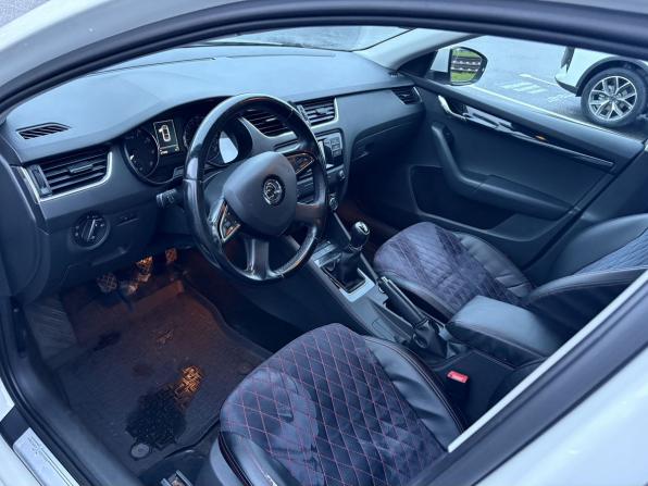 Skoda Octavia III (A7) с пробегом 2015 года, цена 749 000 рублей, 277000 км, лифтбек, Автокод Объявления