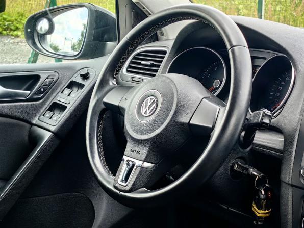 Volkswagen Golf VI с пробегом 2012 года, цена 629 000 рублей, 205000 км, хэтчбек, Автокод Объявления