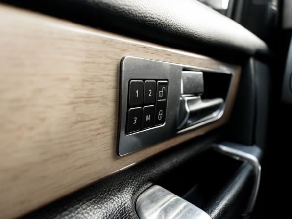 Land Rover Discovery IV с пробегом 2012 года, цена 2 050 000 рублей, 196068 км, внедорожник, Автокод Объявления