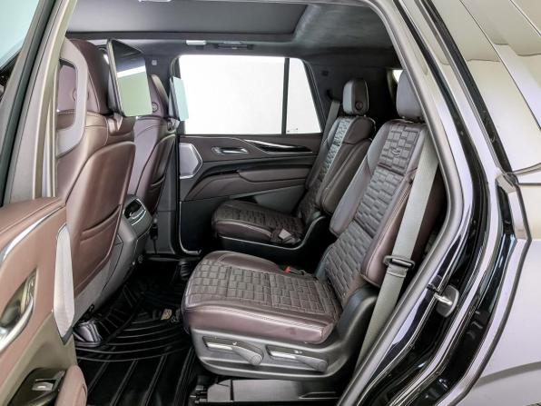 Cadillac Escalade V с пробегом 2023 года, цена 11 000 000 рублей, 40540 км, внедорожник, Автокод Объявления