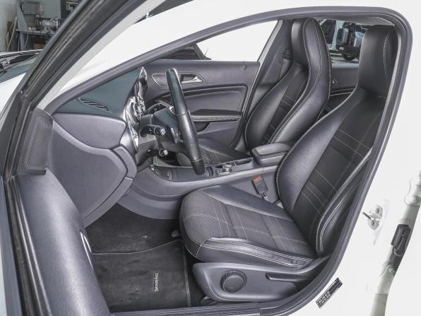 Mercedes-Benz GLA I (X156) с пробегом 2015 года, цена 1 950 000 рублей, 139468 км, внедорожник, Автокод Объявления