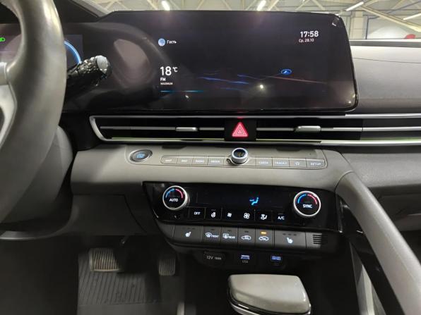 Hyundai Elantra VII (CN7) с пробегом 2021 года, цена 2 050 000 рублей, 46750 км, седан, Автокод Объявления