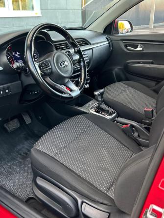 Kia Rio IV с пробегом 2018 года, цена 1 630 000 рублей, 62650 км, хэтчбек, Автокод Объявления