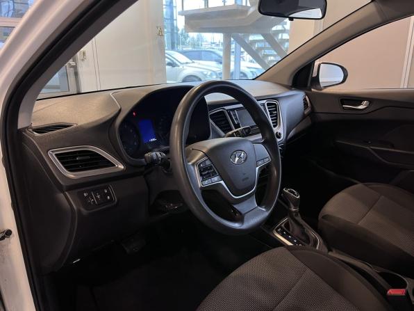 Hyundai Solaris II Рестайлинг с пробегом 2022 года, цена 1 600 000 рублей, 112591 км, седан, Автокод Объявления