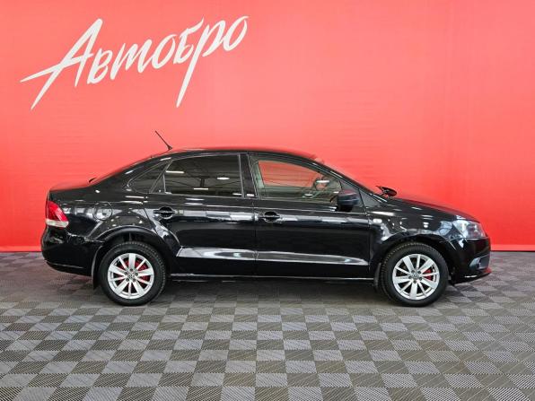 Volkswagen Polo V с пробегом 2014 года, цена 740 000 рублей, 209990 км, седан, Автокод Объявления