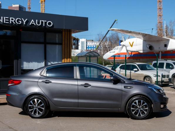 Kia Rio III Рестайлинг с пробегом 2016 года, цена 1 030 000 рублей, 74944 км, седан, Автокод Объявления