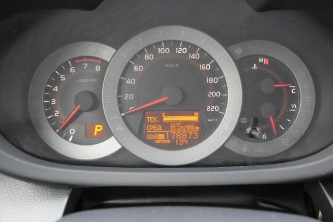 Toyota RAV4 III (XA30) Рестайлинг с пробегом 2012 года, цена 1 390 000 рублей, 179000 км, внедорожник, Автокод Объявления