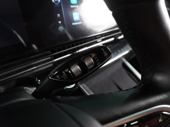 Omoda C5 I с пробегом 2023 года, цена 1 799 000 рублей, 54115 км, внедорожник, Автокод Объявления
