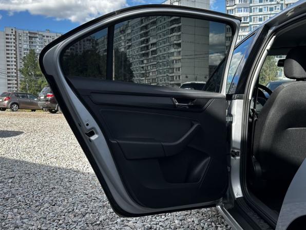 Skoda Rapid I Рестайлинг с пробегом 2018 года, цена 1 099 000 рублей, 159053 км, лифтбек, Автокод Объявления
