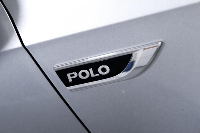 Volkswagen Polo V Рестайлинг с пробегом 2018 года, цена 1 049 000 рублей, 179313 км, седан, Автокод Объявления