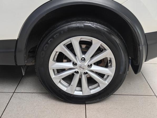 Nissan Qashqai II с пробегом 2018 года, цена 1 440 000 рублей, 200000 км, внедорожник, Автокод Объявления