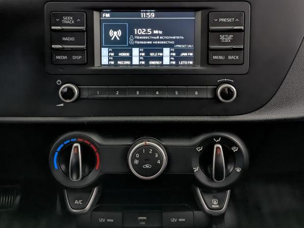 Kia Rio IV Рестайлинг с пробегом 2021 года, цена 1 555 000 рублей, 65500 км, седан, Автокод Объявления