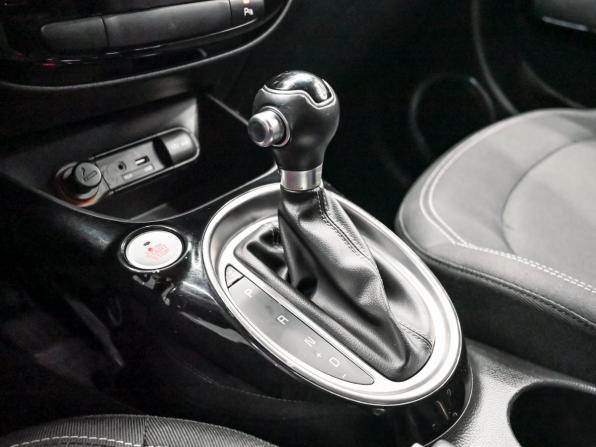 Kia Soul II Рестайлинг с пробегом 2018 года, цена 1 530 000 рублей, 97293 км, хэтчбек, Автокод Объявления