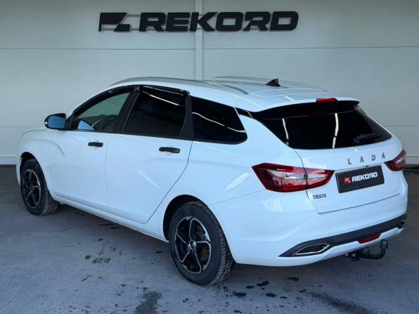 Lada (ВАЗ) Vesta I Рестайлинг (NG) с пробегом 2024 года, цена 1 239 000 рублей, 74538 км, универсал, Автокод Объявления